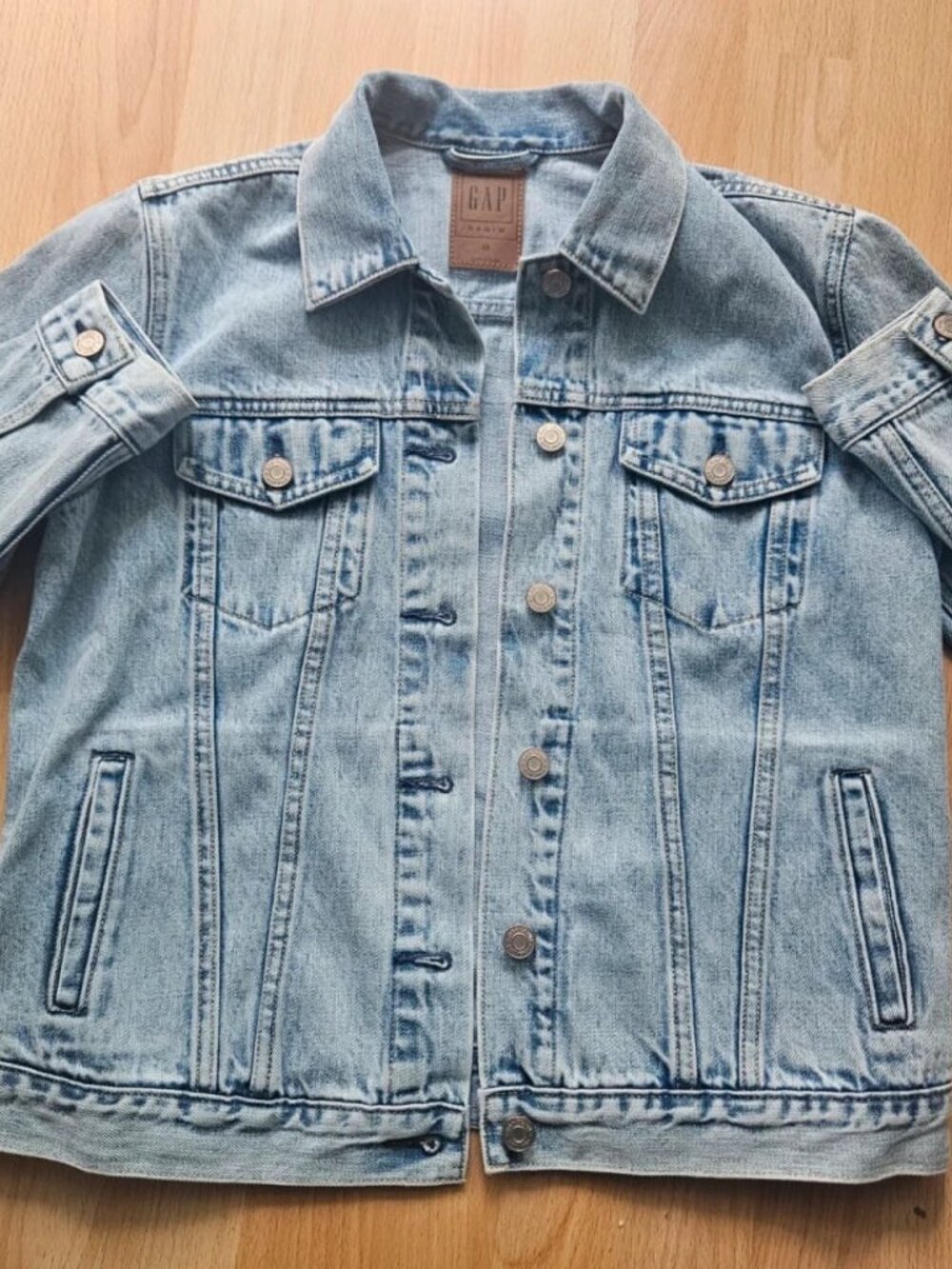 Light Wash Denim Jacket M